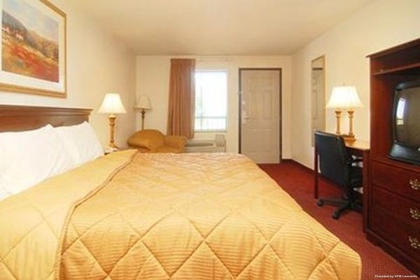 Rodeway Inn & Suites Enterprise